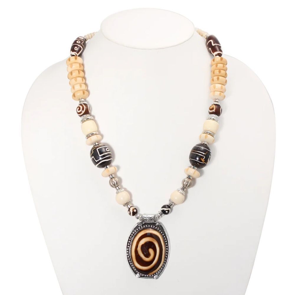 Kimmy Multilayered Minimalist Statement Choker Ne… - image 4